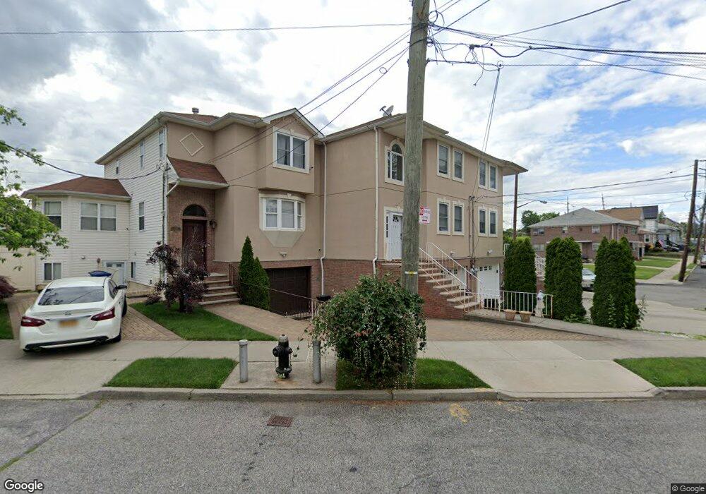 101 Whitney Ave, Staten Island, NY 10305 - photo 1
