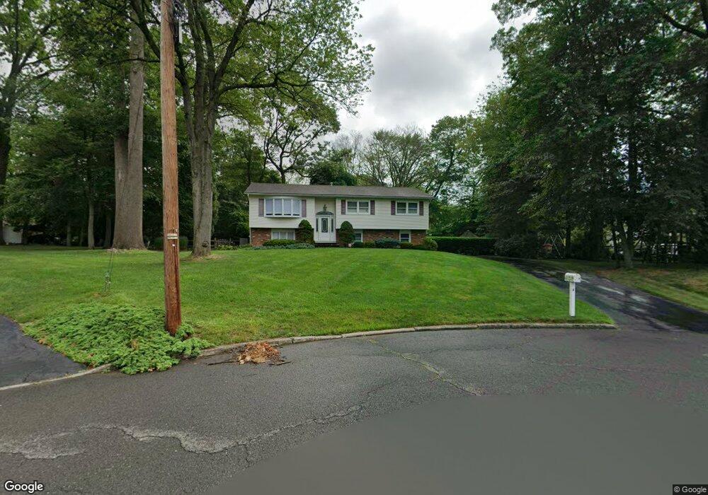 4 Benton Ct, New City, NY 10956 - photo 1