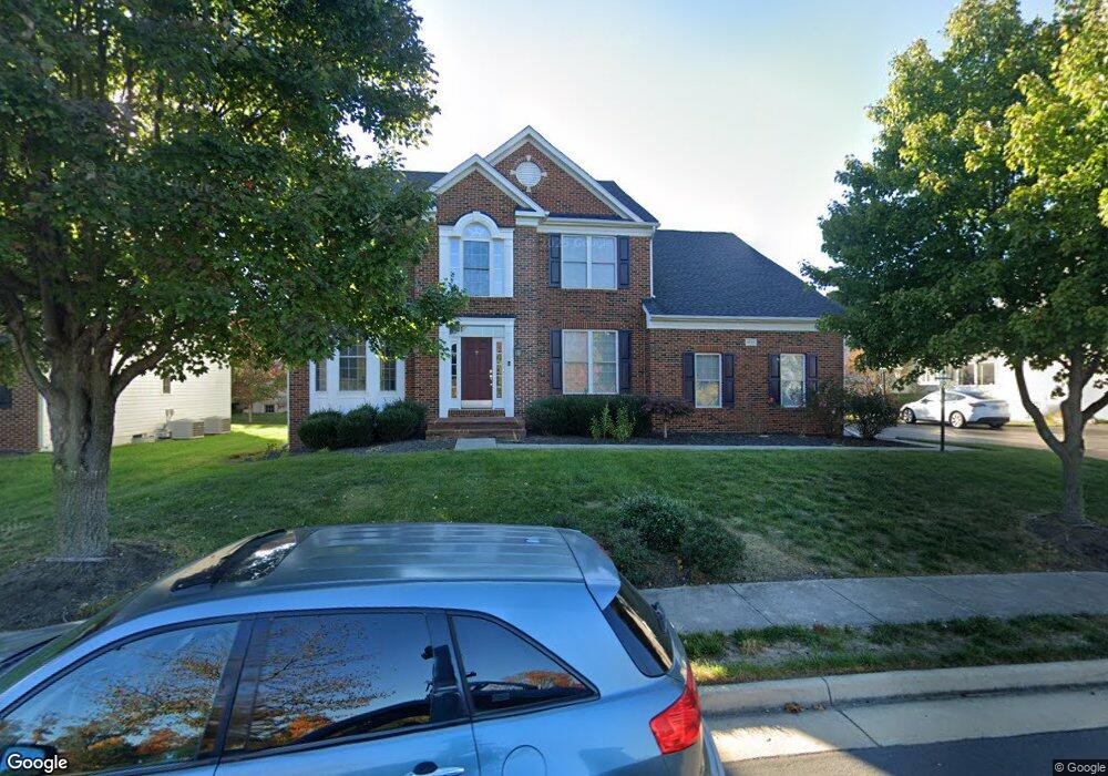 25763 S Village Dr, Chantilly, VA 20152 - photo 1