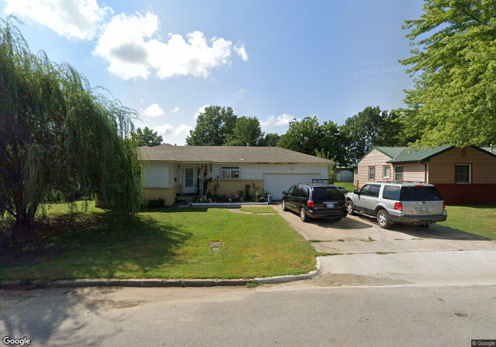 22 W Ash St, Skiatook, OK 74070 - photo 1