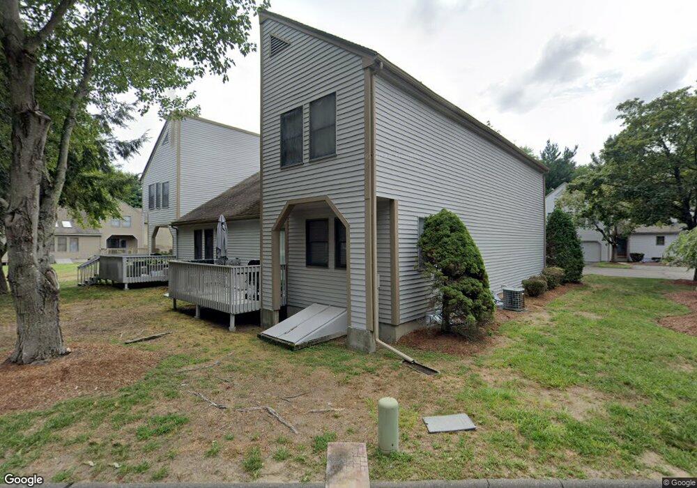 18 Elm Meadows, Enfield, CT 06082 - photo 1