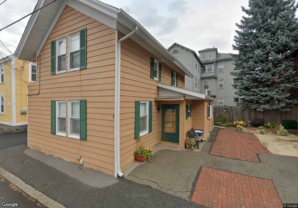 8 Oliver St, Salem, MA 01970 - photo 1