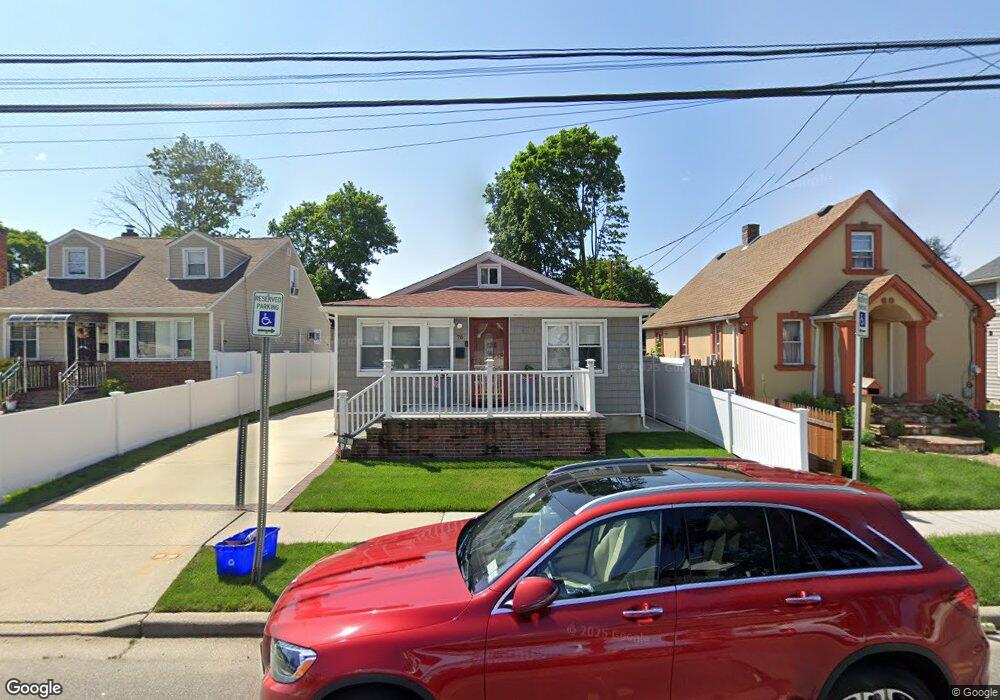 76 E Pennywood Ave, Roosevelt, NY 11575 - photo 1