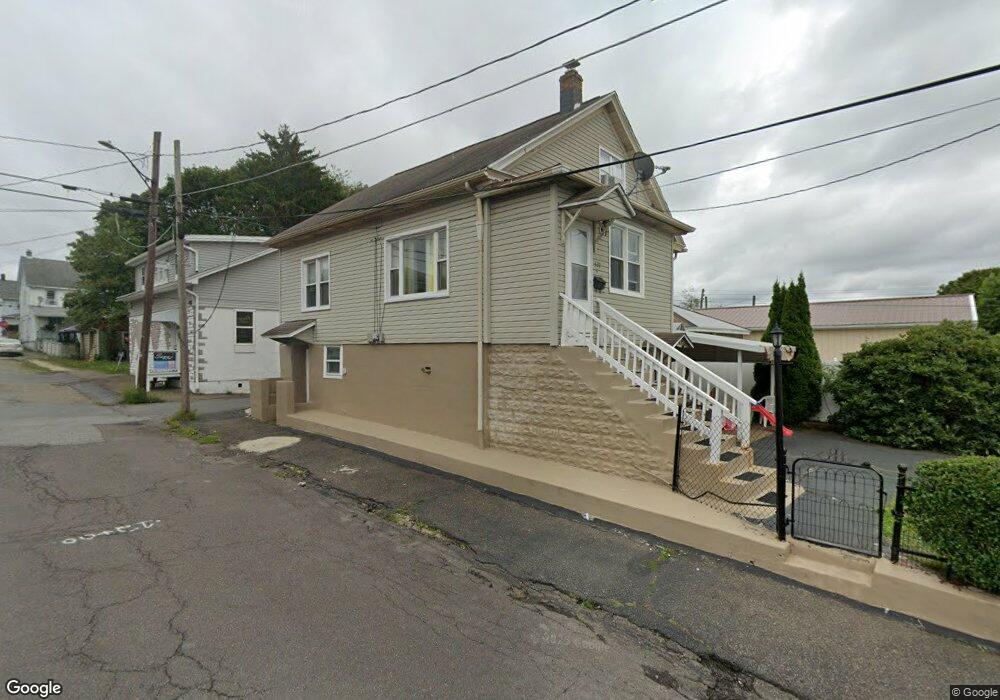 420 E 2nd St, Hazleton, PA 18201 - photo 1