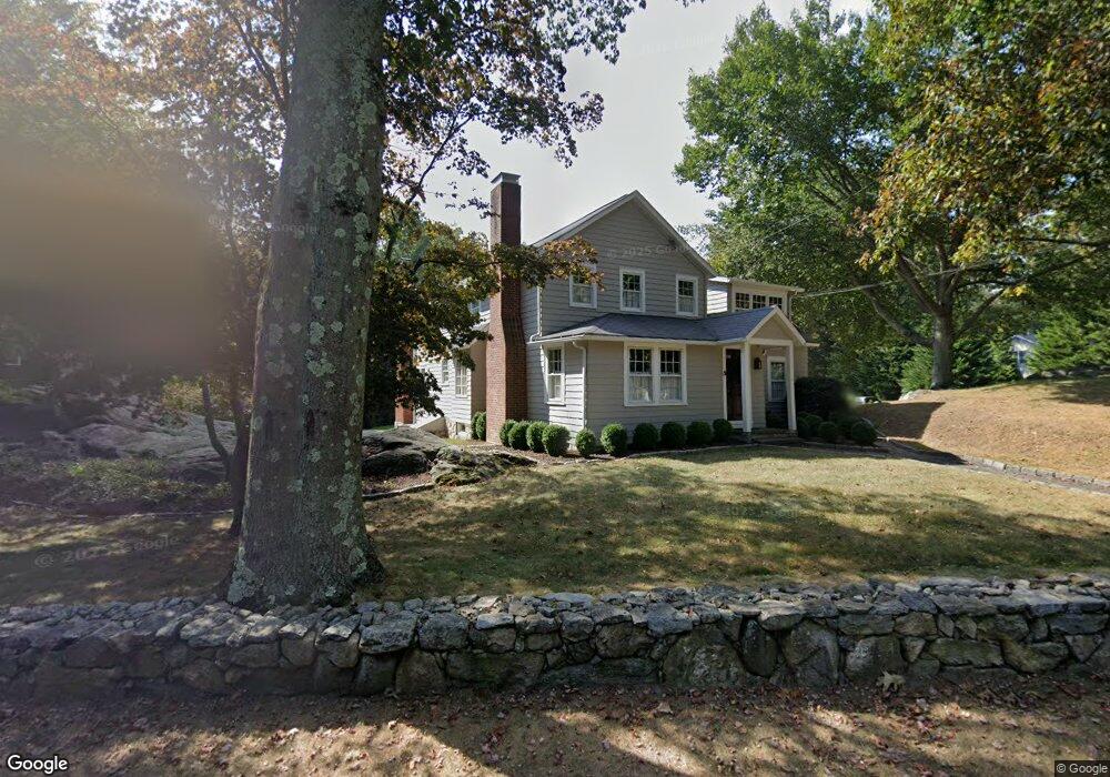 329 Middlesex Rd, Darien, CT 06820 - photo 1