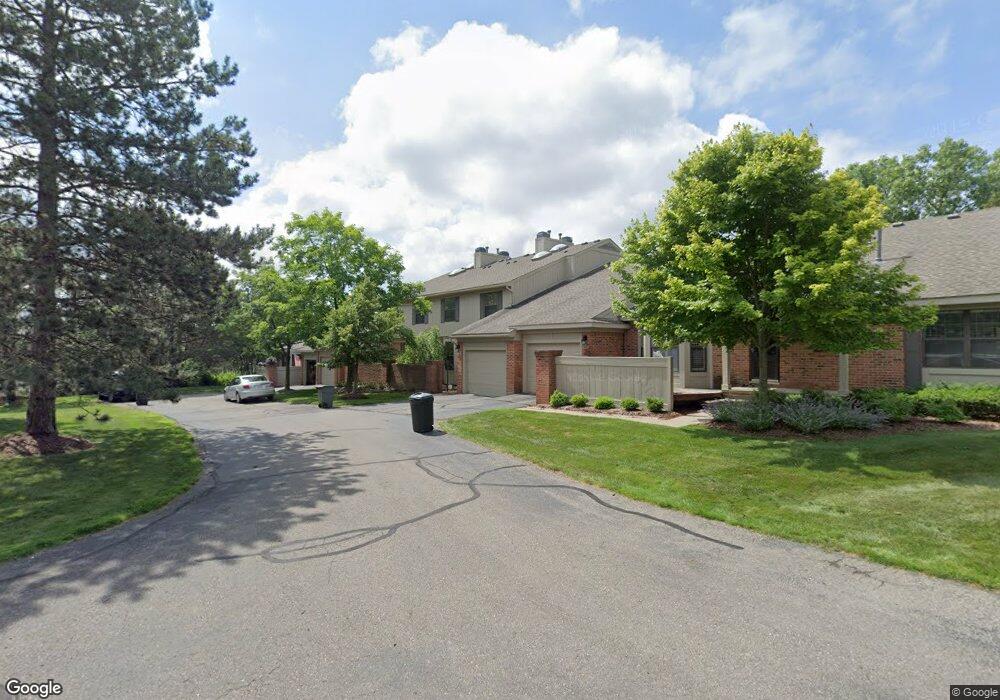 7482 Sheffield unit 24, West Bloomfield, MI 48322 - photo 1