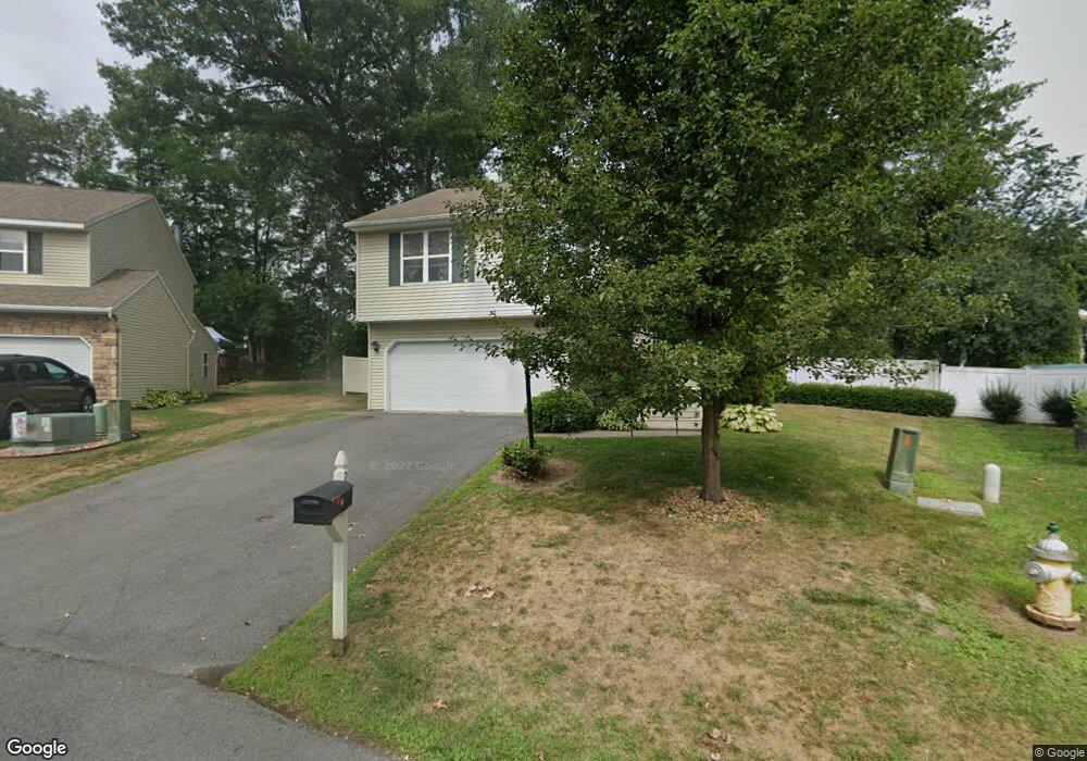 22 Weathercrest Ct, Schenectady, NY 12302 - photo 1