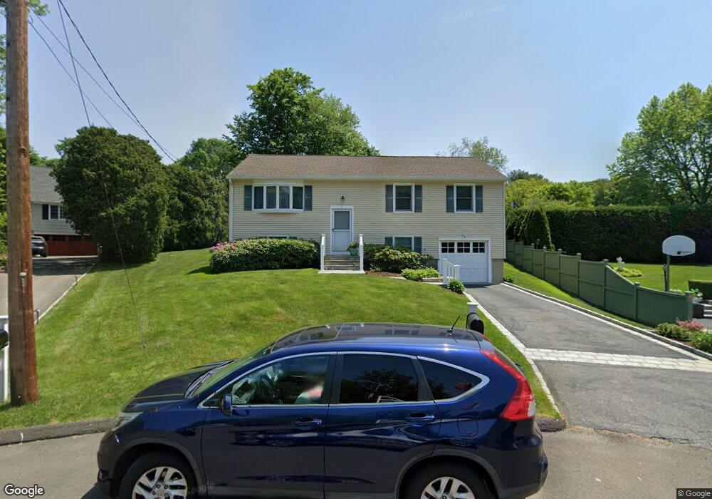 8 Seton Ln, Greenwich, CT 06831 - photo 1