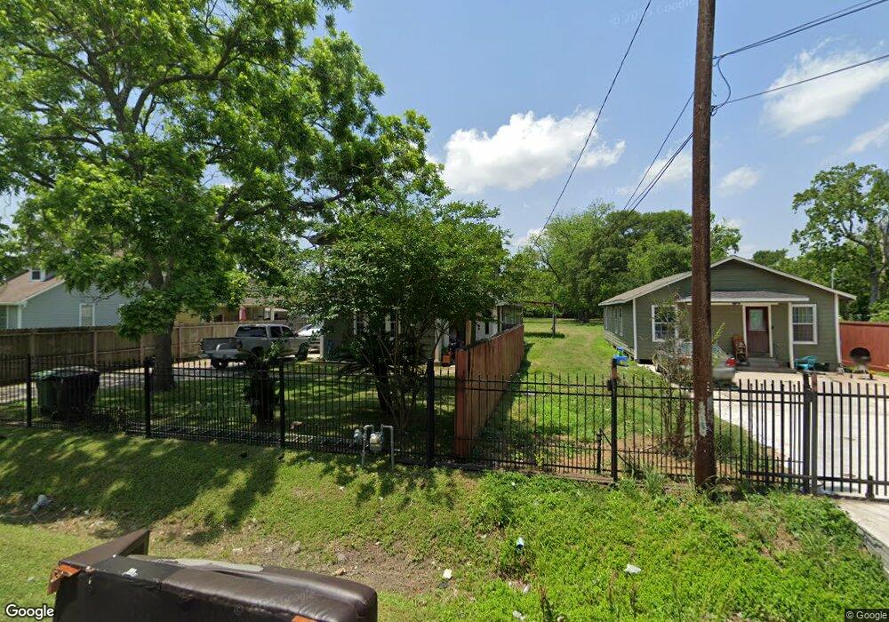 9209 Friendly Rd, Houston, TX 77093 - photo 1
