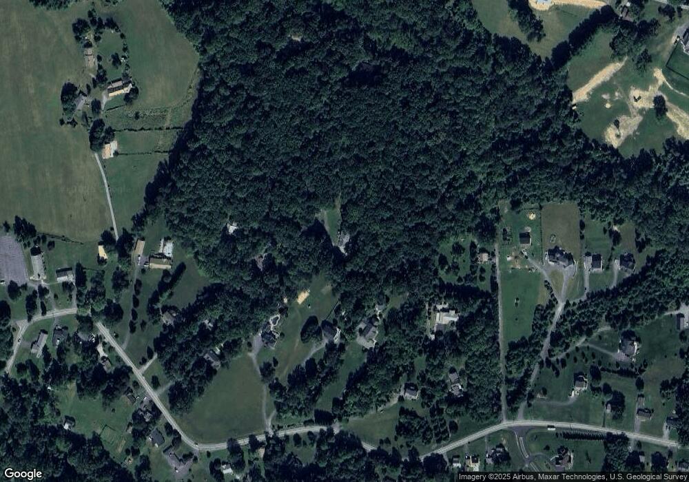 8402 Edgewood Church Rd, Frederick, MD 21702 - photo 1