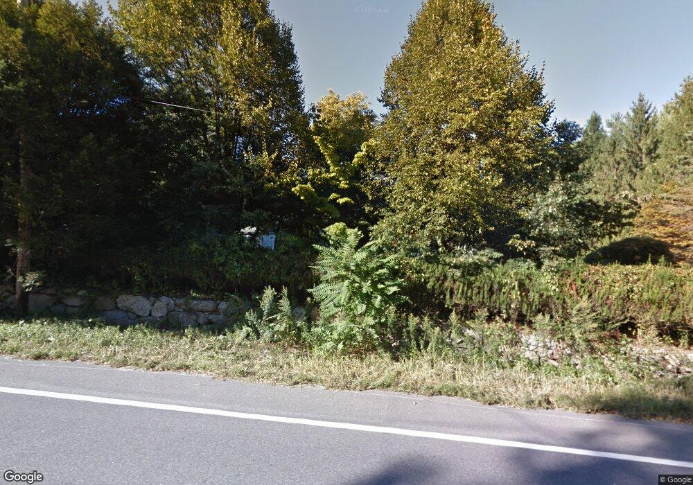 2028 Crompond Rd, Cortlandt Manor, NY 10567 - photo 1