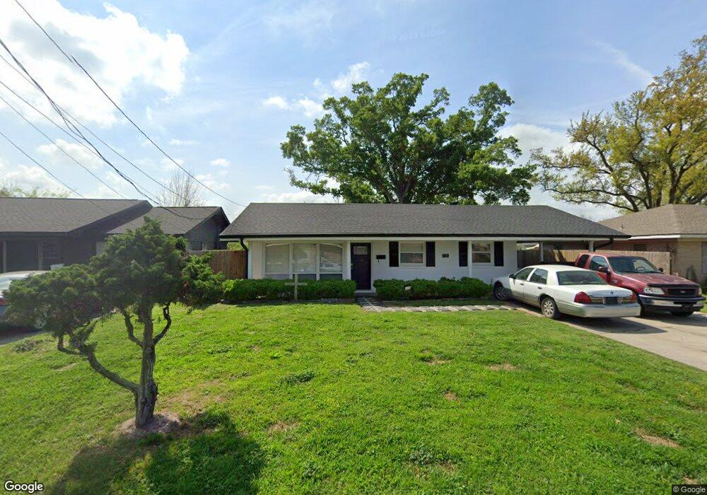 1320 N Elton Ct, Lake Charles, LA 70607 - photo 1