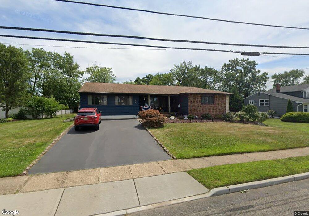 21 Shawnee Ln, Old Bridge, NJ 08857 - photo 1
