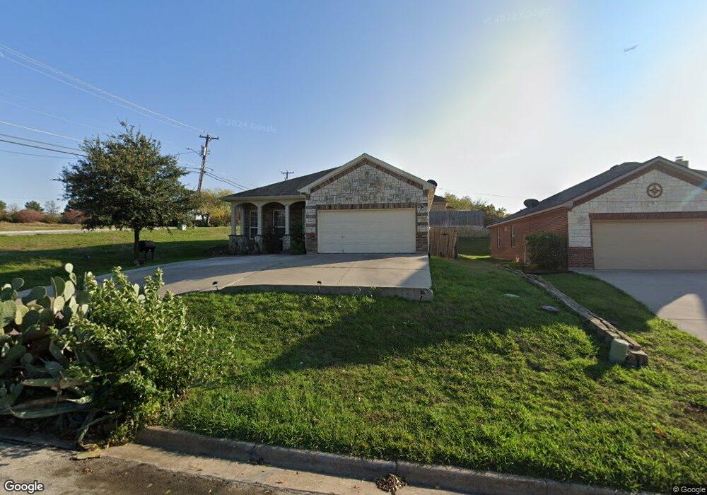 433 High School Dr, Grand Prairie, TX 75050 - photo 1