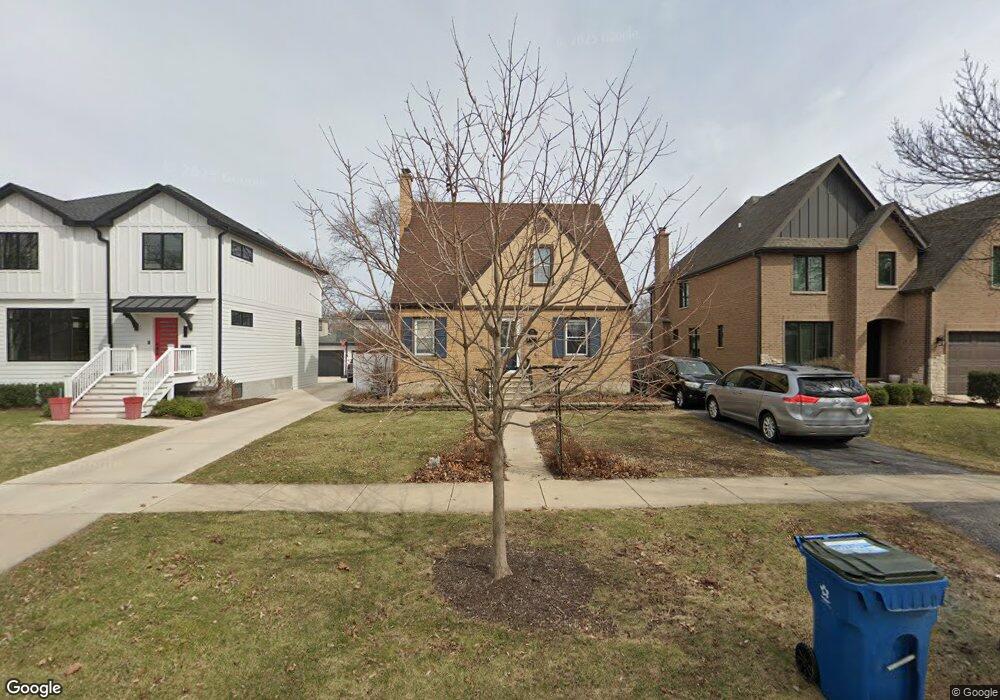 945 S Hillside Ave, Elmhurst, IL 60126 - photo 1