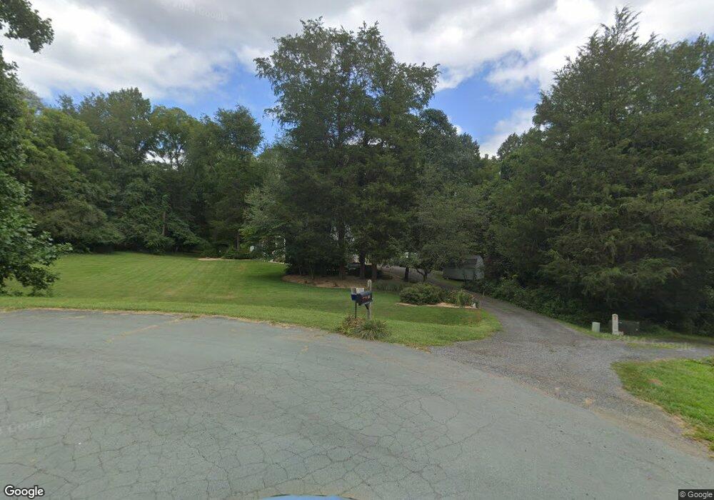 455 Riverside Dr, Amissville, VA 20106 - photo 1