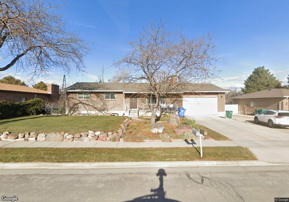 2568 W 12420 S, Riverton, UT 84065 - photo 1