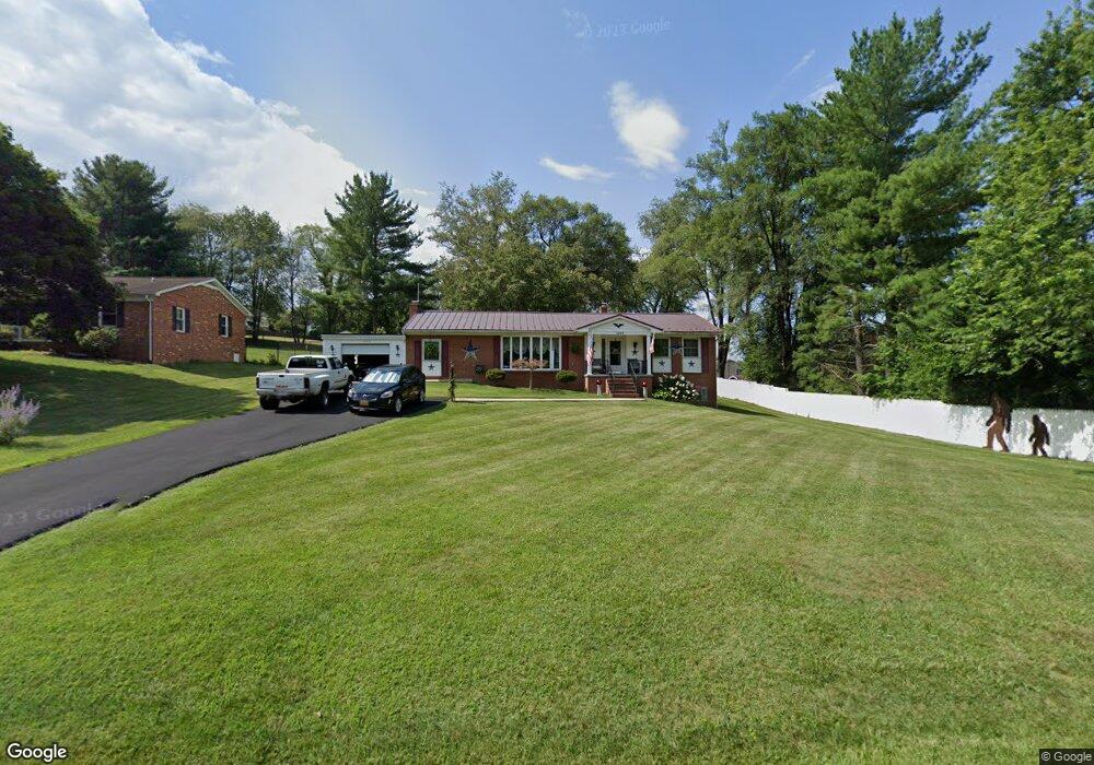 1025 Greendale Rd, Harrisonburg, VA 22801 - photo 1