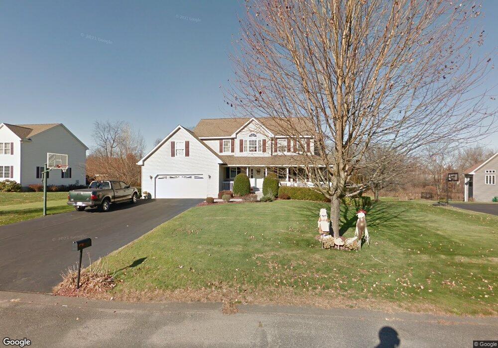 25 Bayberry Dr, Easthampton, MA 01027 - photo 1