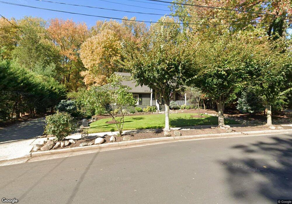 21 Greenwich Rd, Edison, NJ 08820 - photo 1