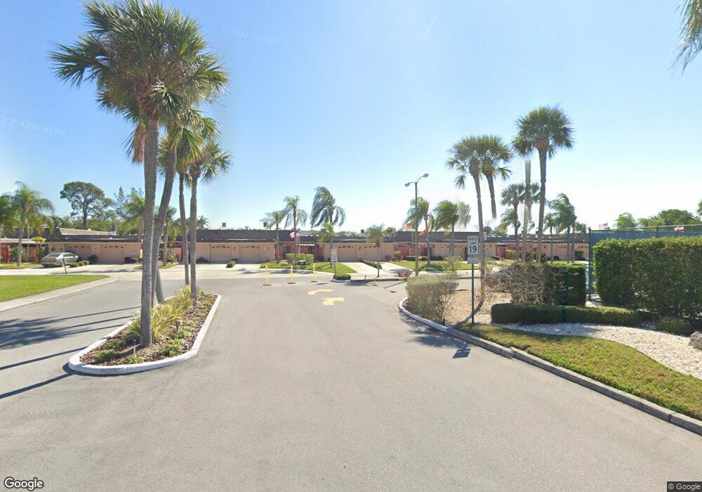 142 Boca Ciega Point Blvd N, Saint Petersburg, FL 33708 - photo 1