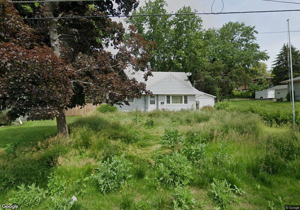 2520 Grandview Ave, Des Moines, IA 50317 - photo 1