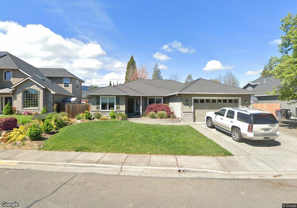 885 Mendolia Way, Central Point, OR 97502 - photo 1