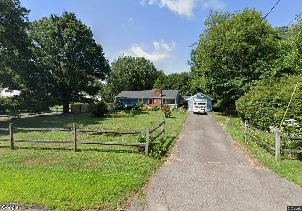 955 Cutspring Rd, Stratford, CT 06614 - photo 1