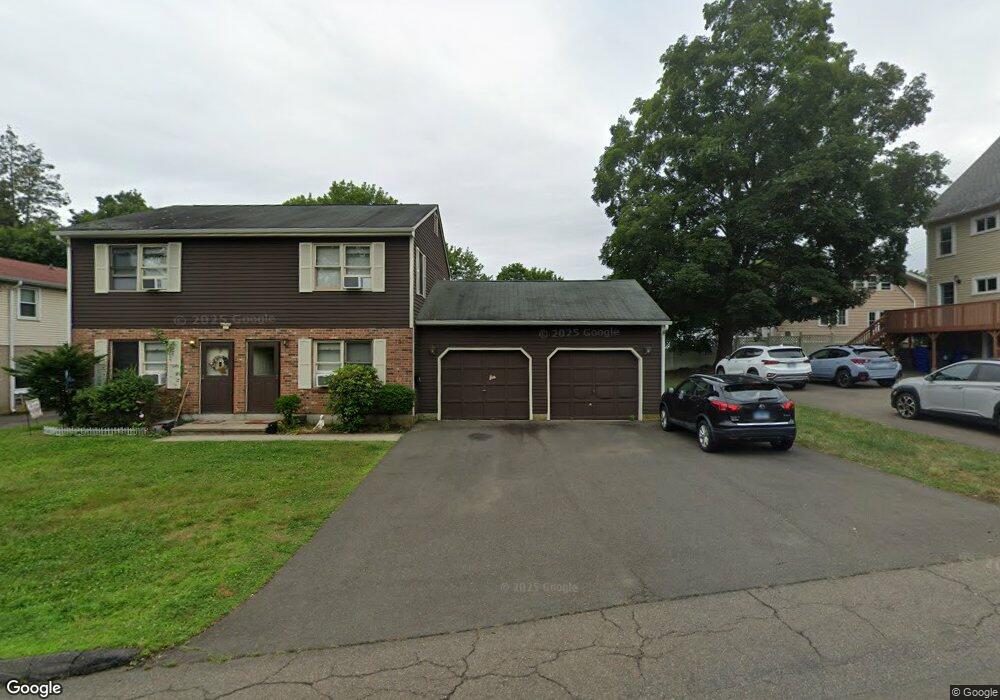 7 Hamre Ln unit The commons unit 7b, Branford, CT 06405 - photo 1