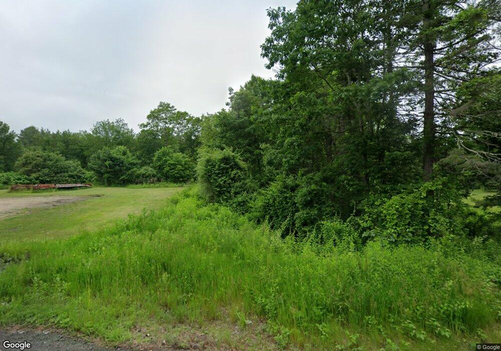 375 Mammoth Rd, Pelham, NH 03076 - photo 1