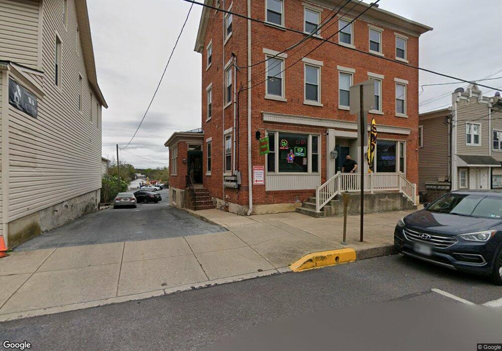 142 E Main St unit 3A, New Holland, PA 17557 - photo 1