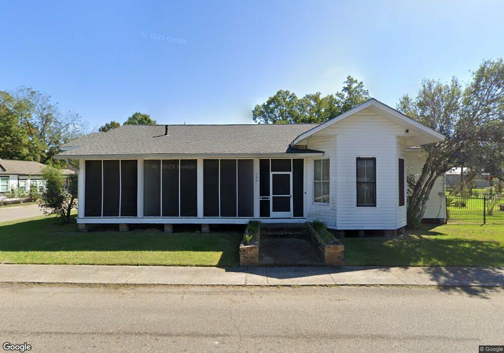 120 N Haugh Ave, Picayune, MS 39466 - photo 1