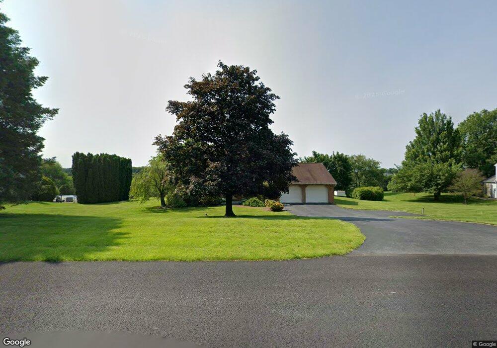 2782 Bridle Path St, Slatington, PA 18080 - photo 1