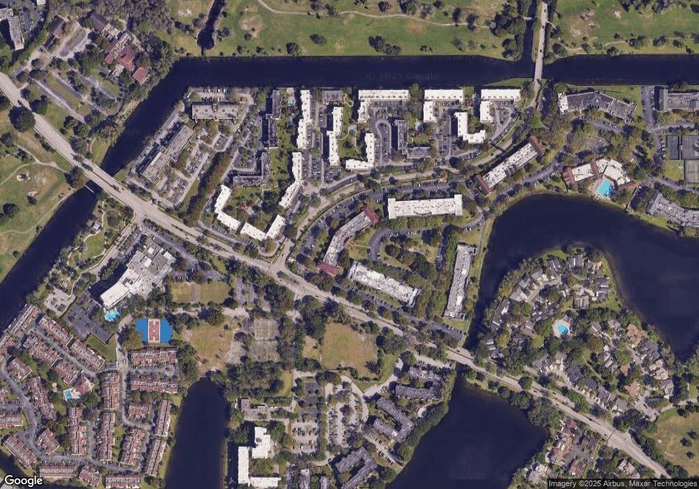 3650 Inverrary Dr unit 1N, Lauderhill, FL 33319 - photo 1