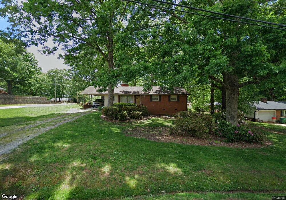 3036 Sherrill Ave, Jamestown, NC 27282 - photo 1