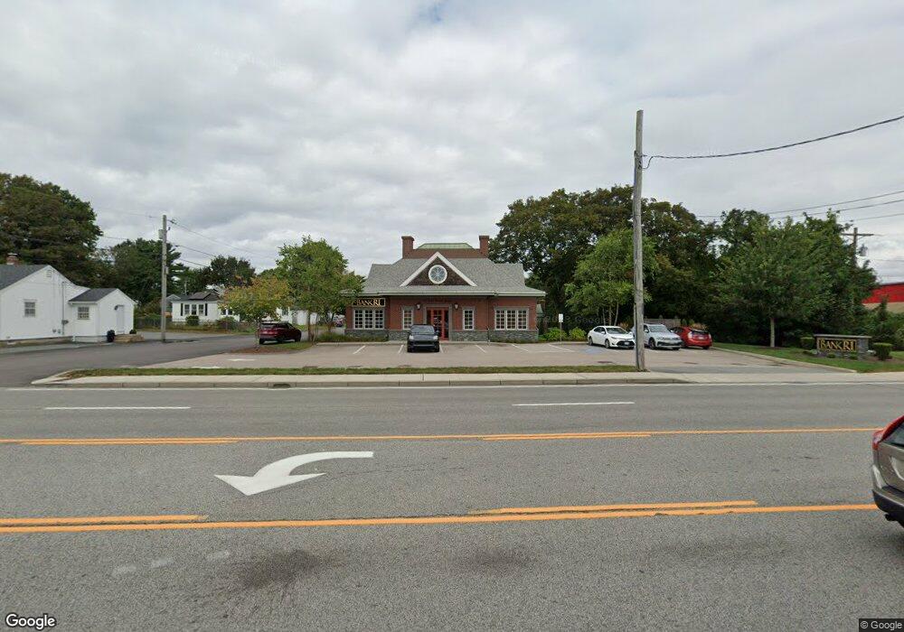 132 E Main Rd, Middletown, RI 02842 - photo 1