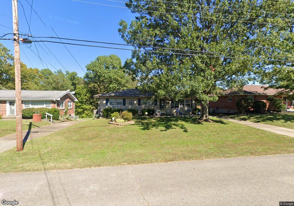 6011 Bay Pine Dr, Louisville, KY 40219 - photo 1