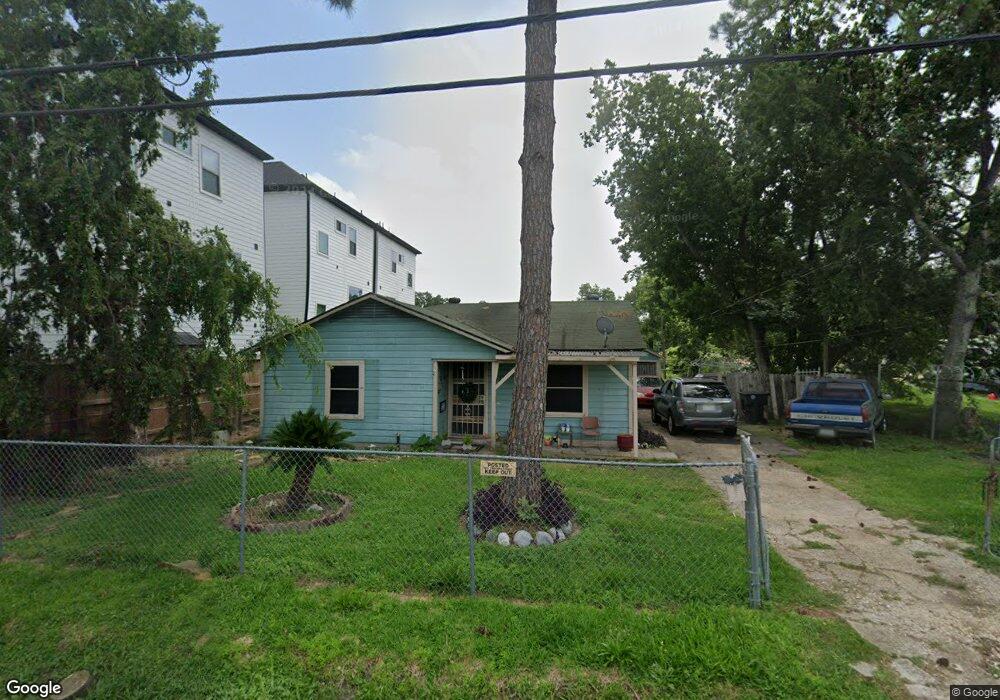 317 Thornton Rd, Houston, TX 77018 - photo 1