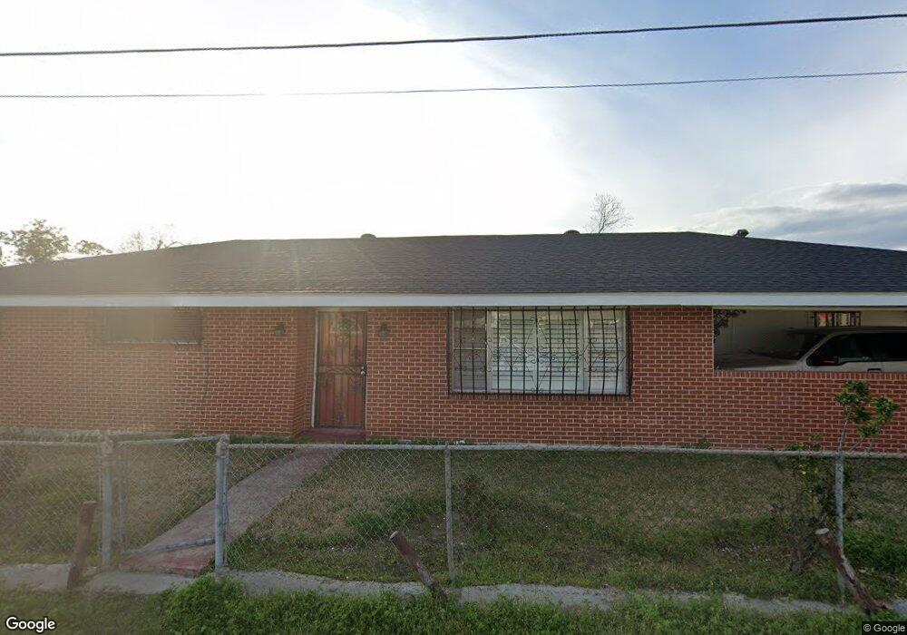 1925 Evans St, Lake Charles, LA 70601 - photo 1