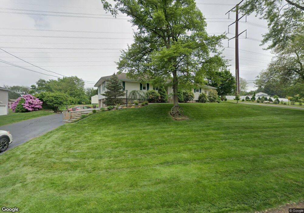 289 Bittersweet Rd, Orange, CT 06477 - photo 1