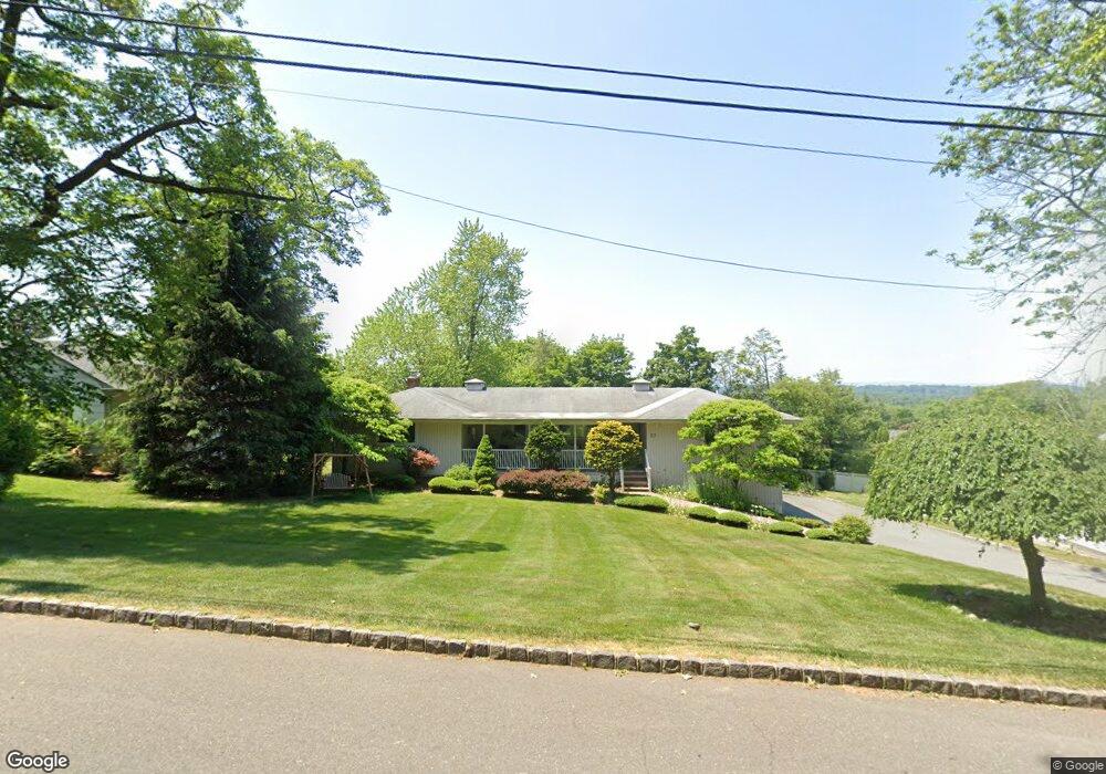 27 Prospect Rd, Livingston, NJ 07039 - photo 1