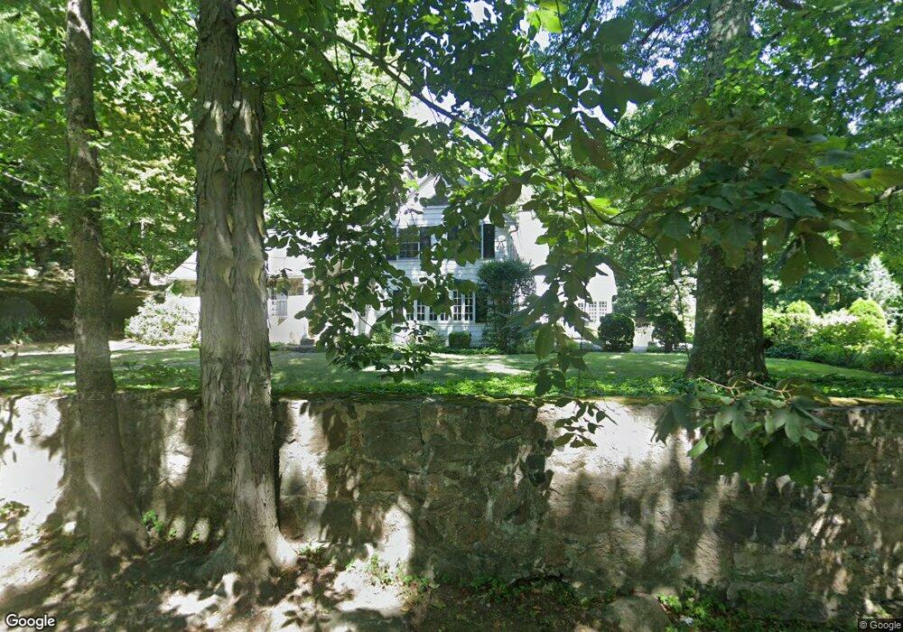 13 Lakeside Dr, Stamford, CT 06903 - photo 1