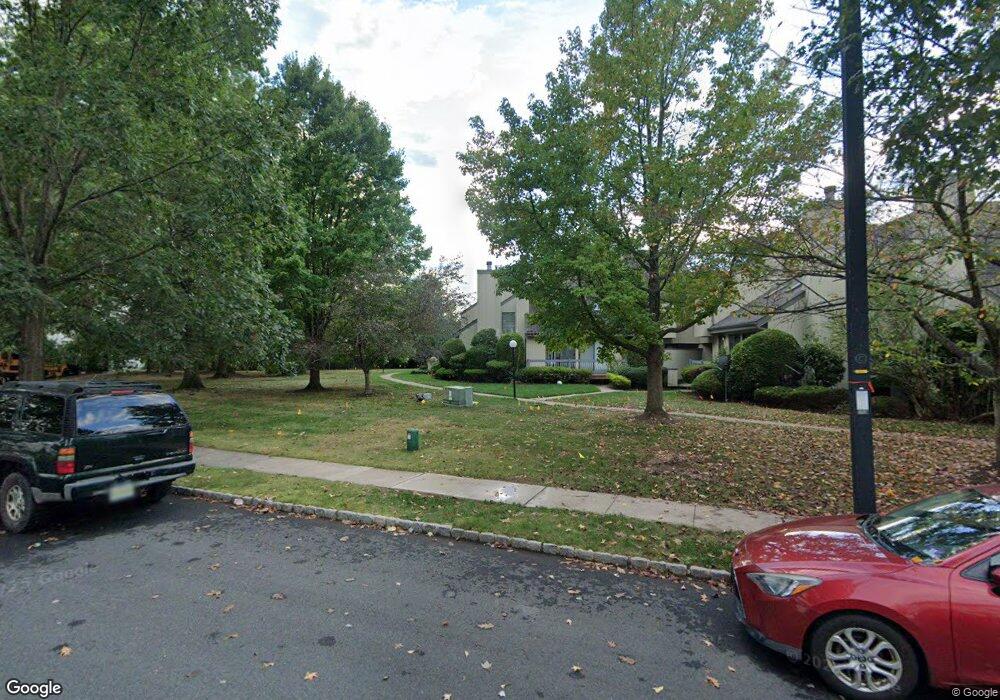 21 Sherborne St, Somerset, NJ 08873 - photo 1