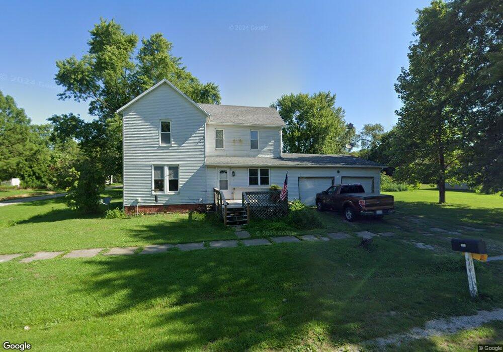108 W Main St, Shumway, IL 62461 - photo 1