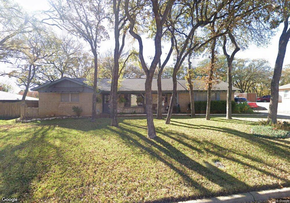 2829 Hurstview Dr, Hurst, TX 76054 - photo 1