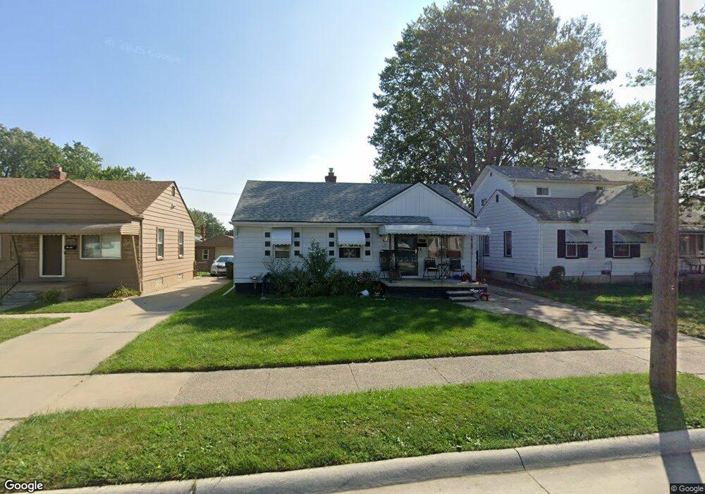 26260 Blumfield St, Roseville, MI 48066 - photo 1