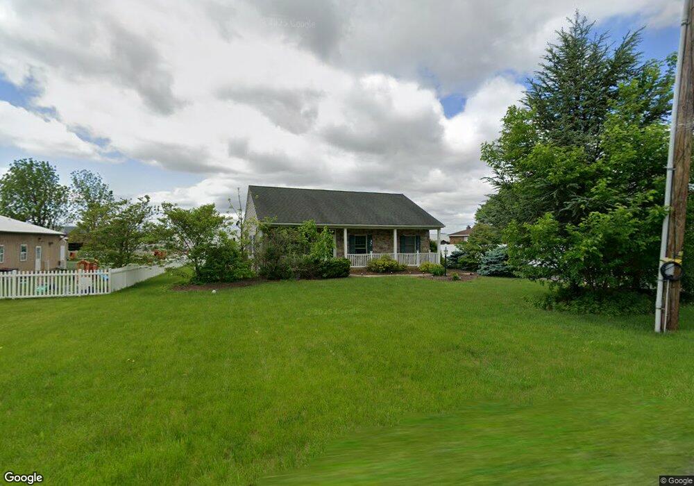 210 N Main St, Alburtis, PA 18011 - photo 1