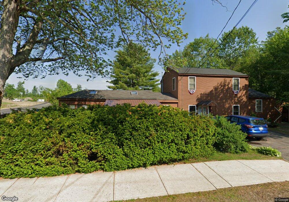 816 Portland St, Rochester, NH 03868 - photo 1