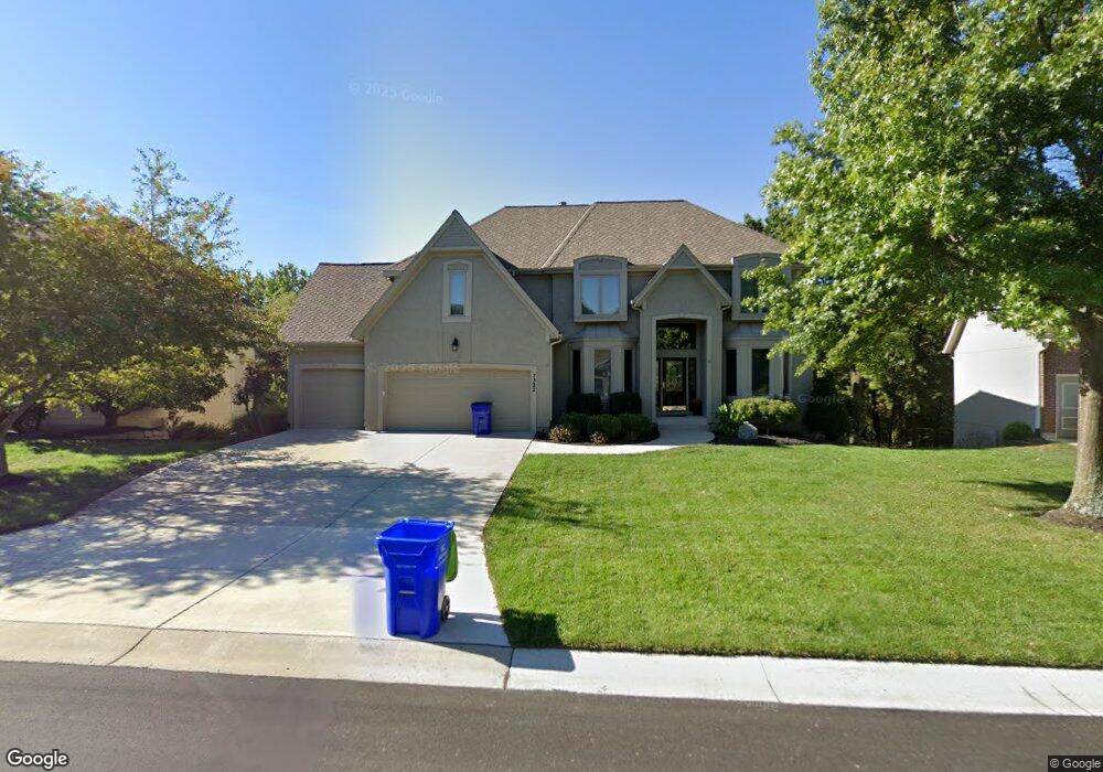 7322 Oakview St, Shawnee, KS 66216 - photo 1