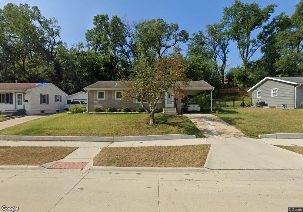 3633 14th Ave SE, Cedar Rapids, IA 52403 - photo 1